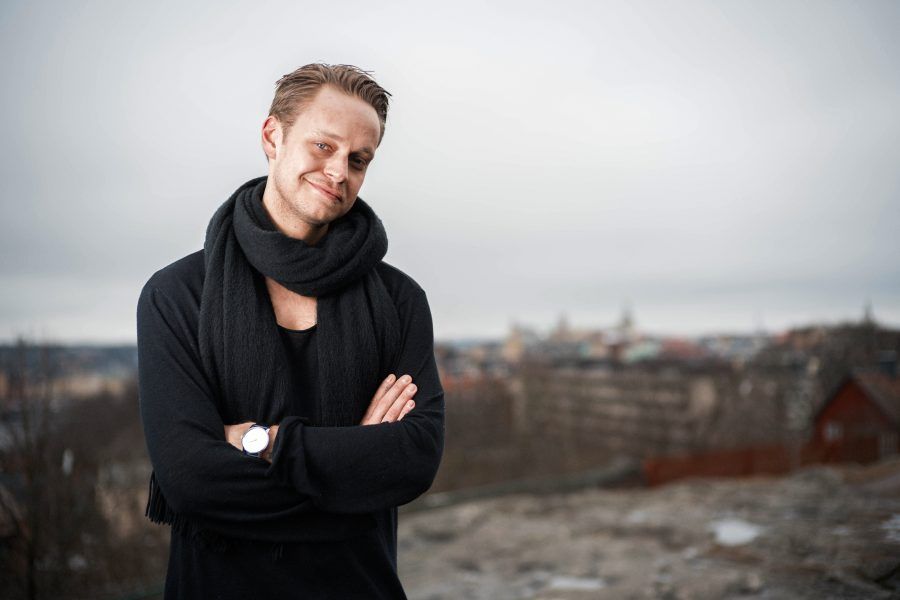 Nemo Hedén blir pappa: ”Jag ser fram emot att nosa min dotter på huvudet”